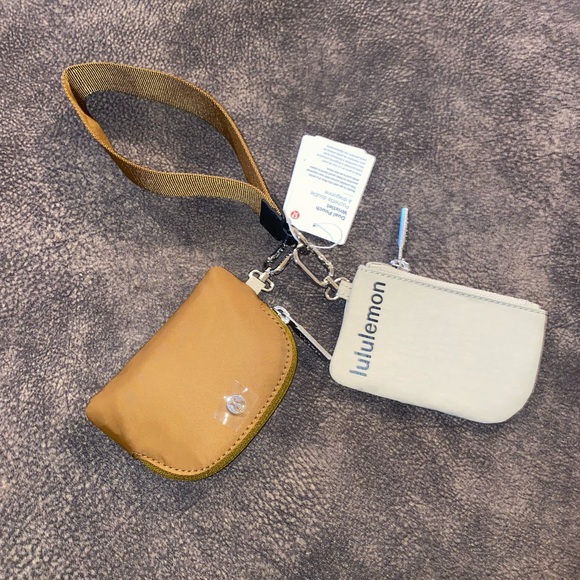 NEW LULULEMON Dual Pouch Wristlet